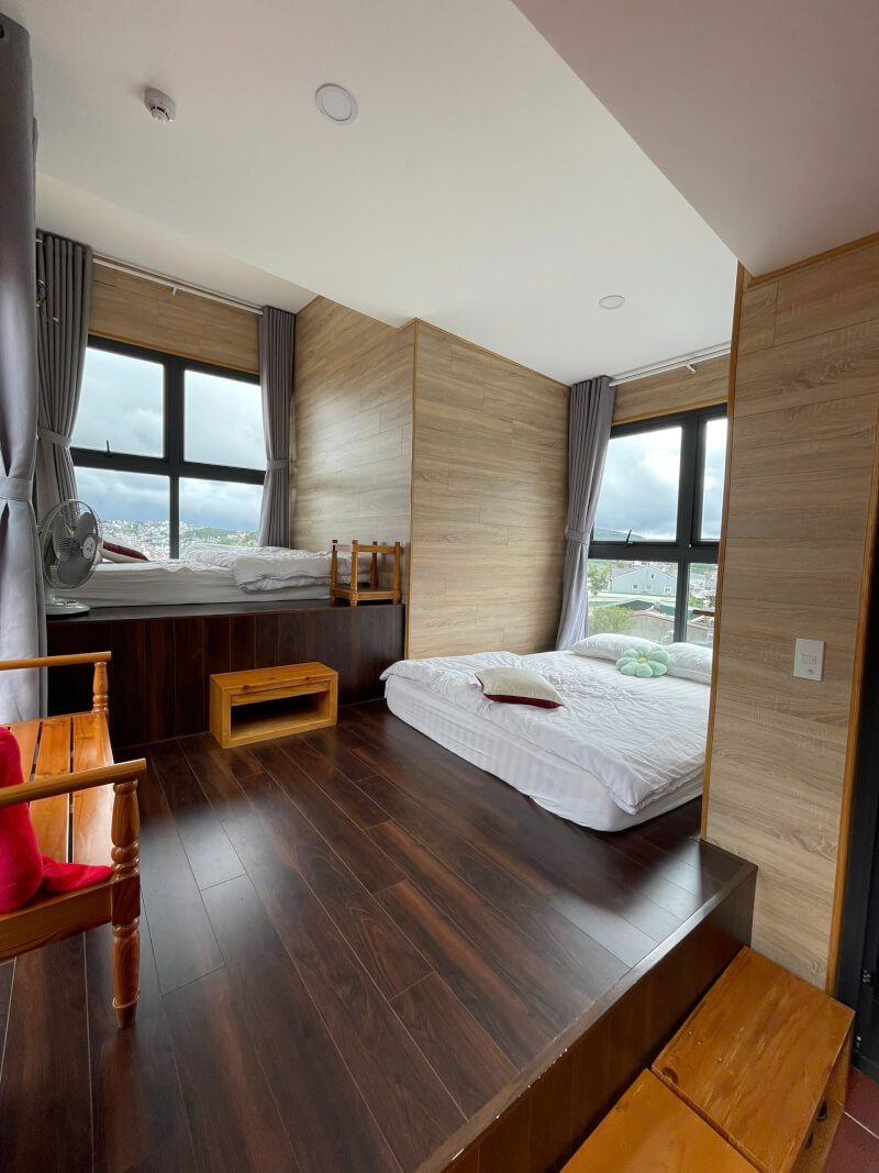 Quadruple Room with 2 Queen Beds